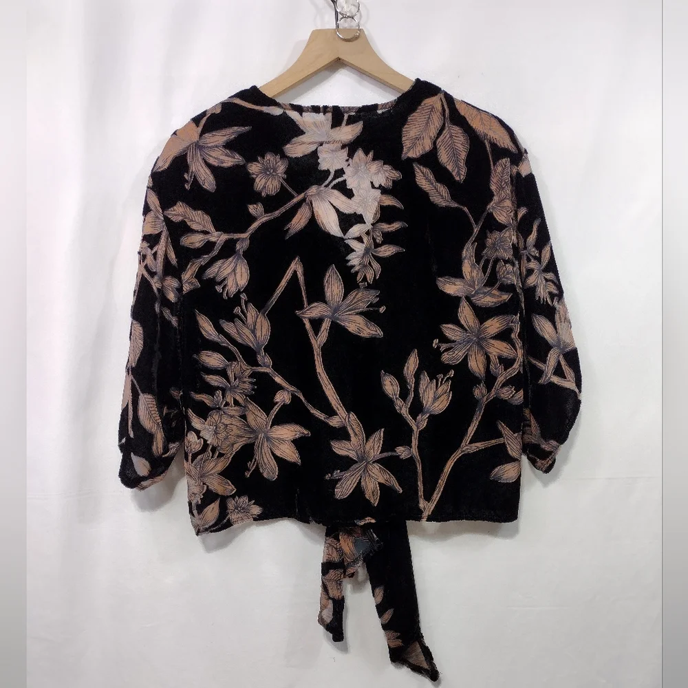 By Together Floral Front Tie Top Women's S Black Cream Cottagecore Retro 90s Y2K - Picture 7 of 9